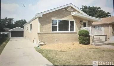 Main picture of 8726 S Francisco Ave