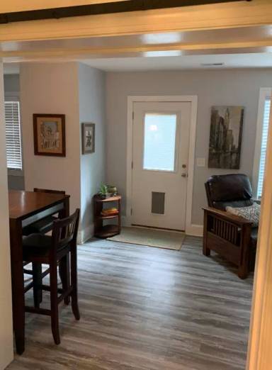 Main picture of 2106 Pender Ave
