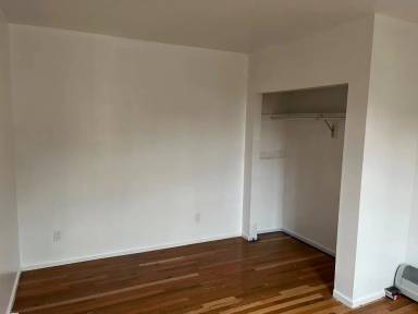 Main picture of 118 S Mount St