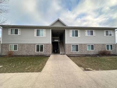 Main picture of 100 12th St SW