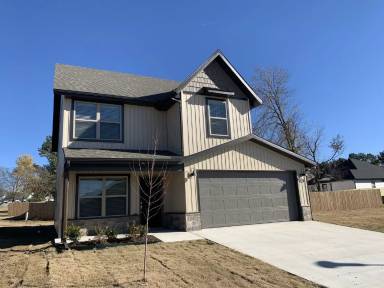 Main picture of 2501 S E St