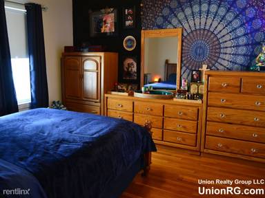 Main picture of 10 Atkins St