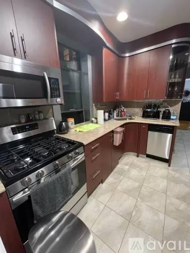 Main picture of 1680 Ocean Ave