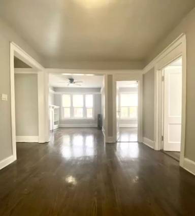 Main picture of 1251 W Rosemont Ave