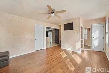Main picture of 3410 Ruby St
