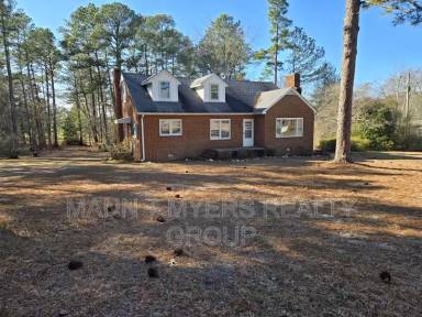 Main picture of 30 Davis Brown Ln