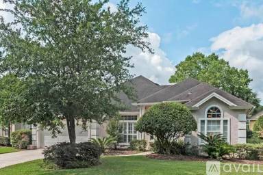 Main picture of 137 Deer Cove Dr