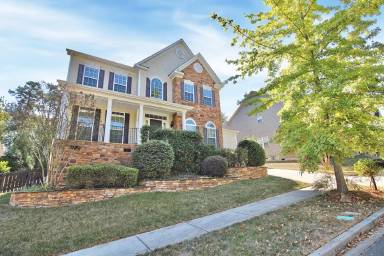 Main picture of 10710 Drake Hill Dr