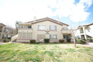 Main picture of Beautiful Second Floor Condo