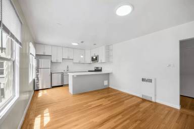 Main picture of 475 Chestnut St