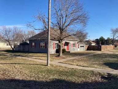 Main picture of 207 N 3rd St