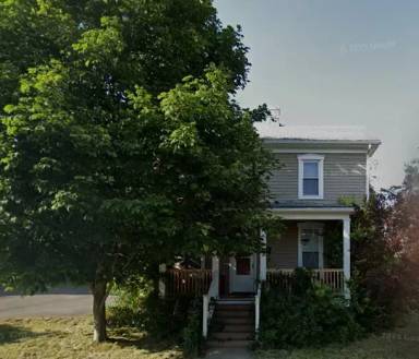 Main picture of 14 Washington St