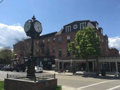 Main picture of 2 South Street