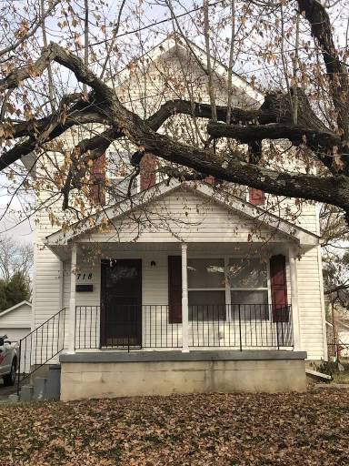 Main picture of 718 Poplar St