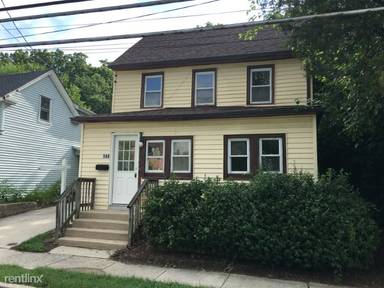 Main picture of 144 S Academy St