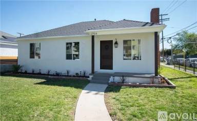 Main picture of 3754 Chesapeake Ave