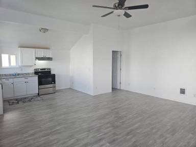 Main picture of 703 Duryea St