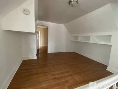 Main picture of 3116 Clarendon Rd