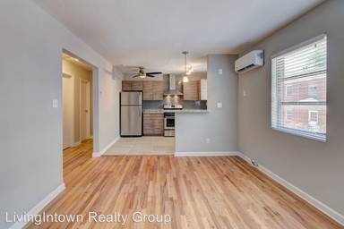 Main picture of 949 Greenwood Ave NE