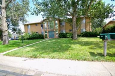Main picture of 1700 Larch St