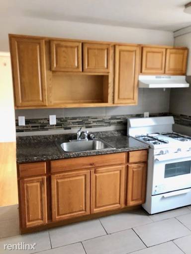 Main picture of 734 Orchard St