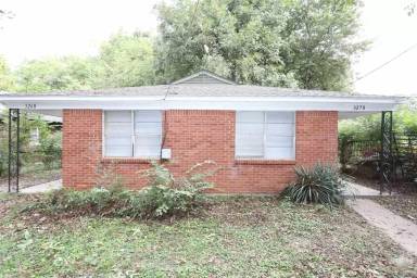 Main picture of 3268 Powell Ave