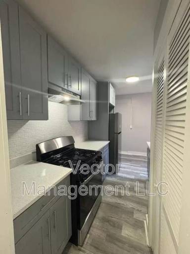 Main picture of 1160 Dixwell Ave