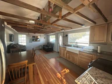 Main picture of 42192 Main St