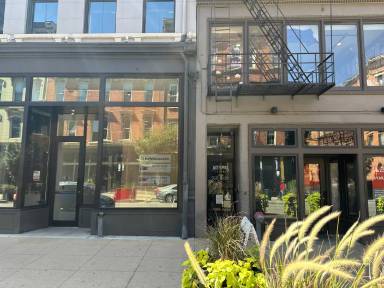 Main picture of 1207 Main St