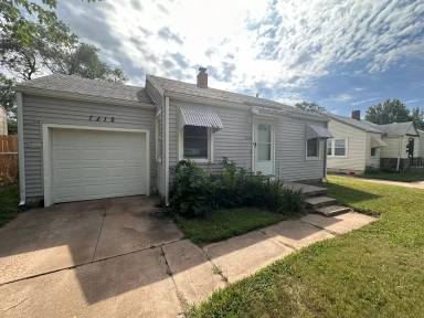 Main picture of 1212 N Pershing St