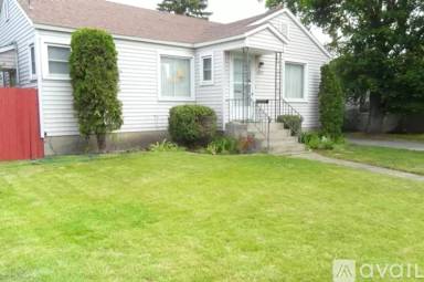 Main picture of 1524 W Jackson Ave