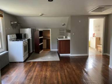 Main picture of 126 Clover Hill St