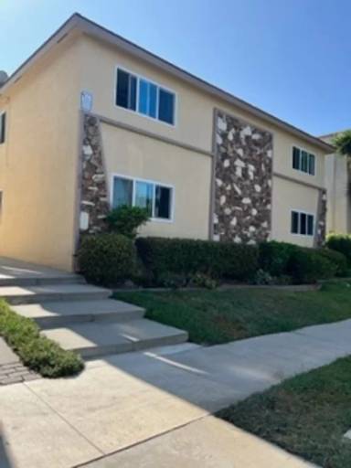 Main picture of 220 Belmont Ave