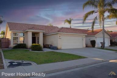 Main picture of 4319 Stride Way