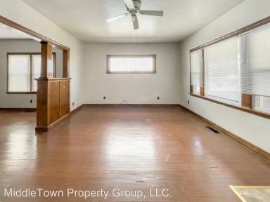 Main picture of 225 S College Ave