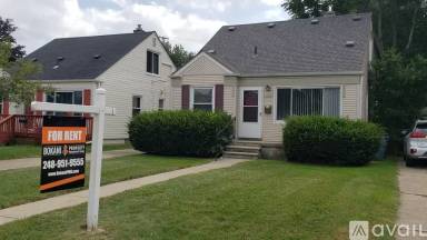 Main picture of 1334 E 10 Mile Rd