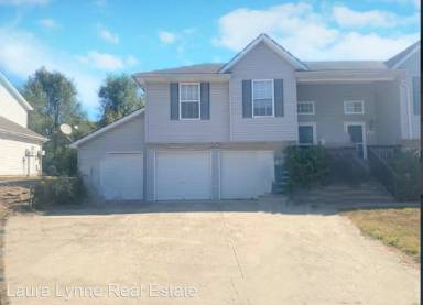Main picture of 6813 N Edison Ave