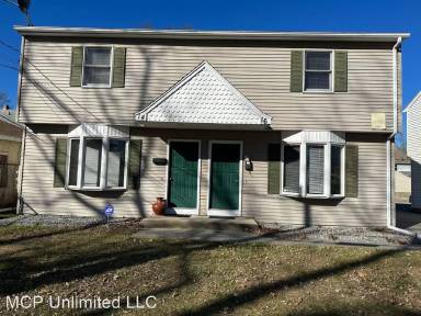 Main picture of 66 Gold St