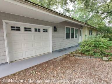 Main picture of 7730 Cecelia Dr