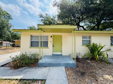 Main picture of 126 Antilla St