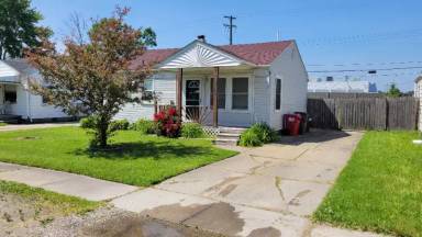 Main picture of 21891 Grandy St