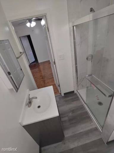 Main picture of 3908 Fir St
