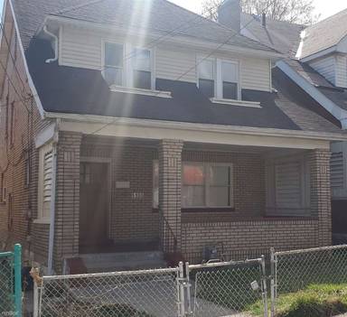 Main picture of 6908 Chaucer St