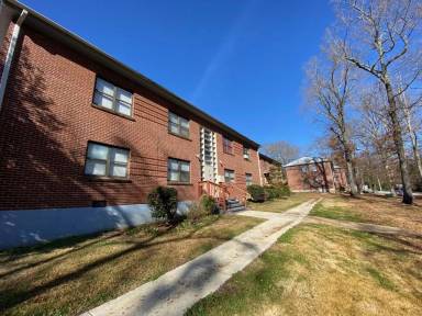 Main picture of 104-120 Morningside Dr Apartments