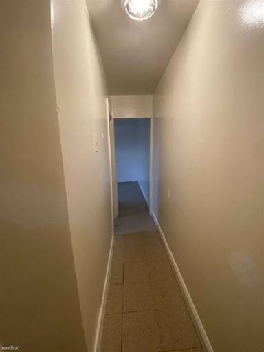 Main picture of 2110 Arthur Ave