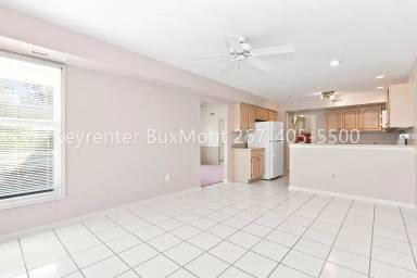 Main picture of 11 Nathan Ct