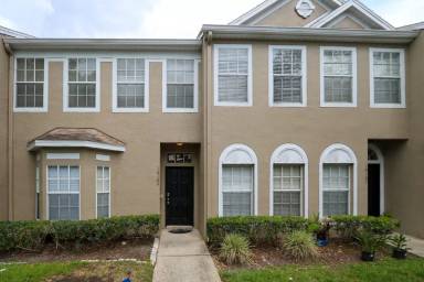 Main picture of 10105 Belleville Pl