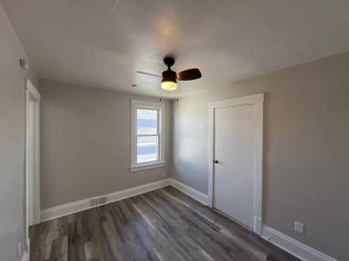 Main picture of 908 46th St