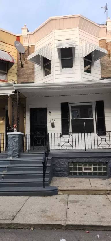 Main picture of 113 S Peach St