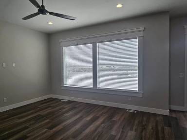 Main picture of 6856 S 9th W